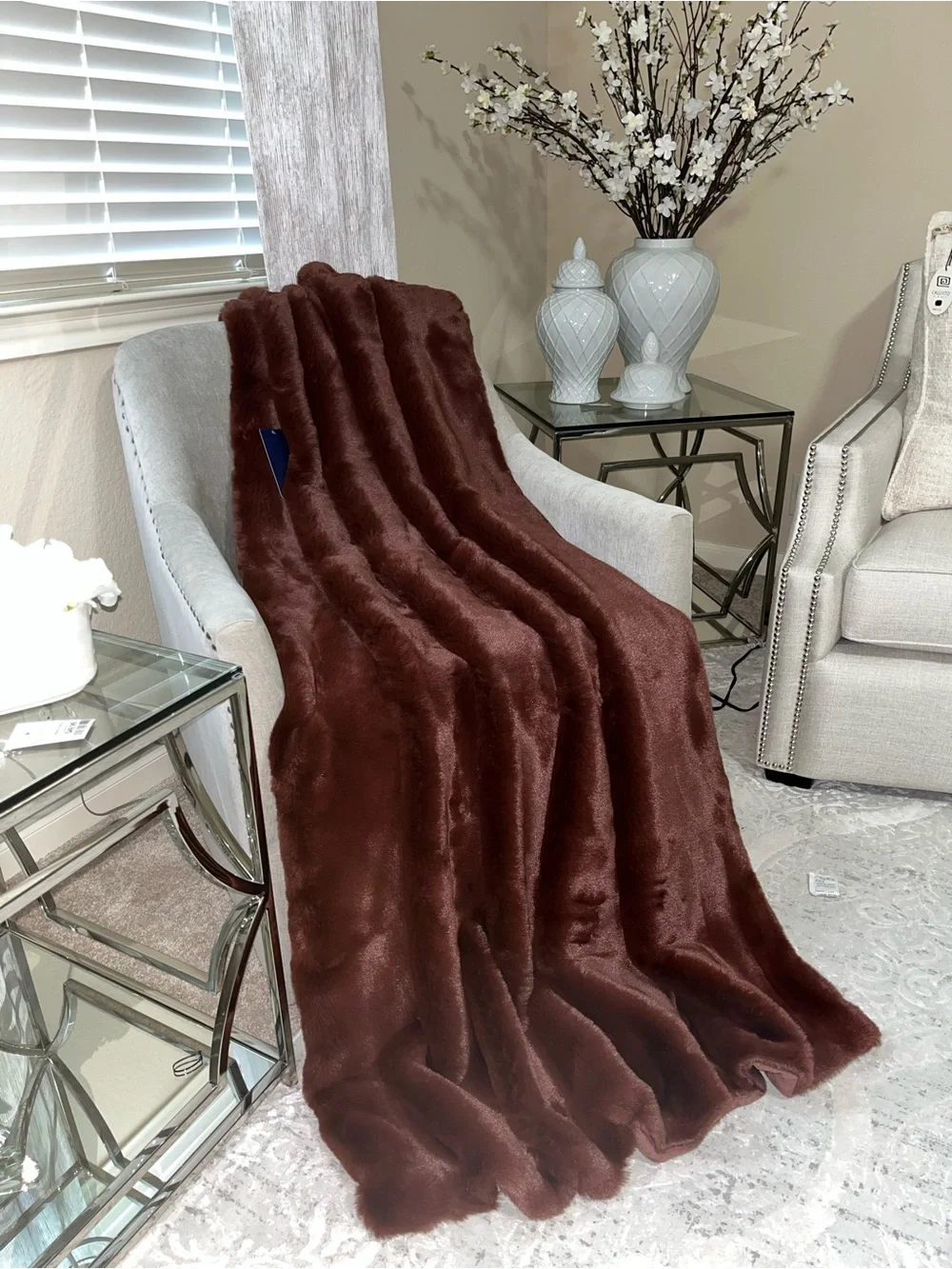 1-NWT RACHEL ROY RUM RABBIT FAUX FUR LUXURY THROW BLANKET